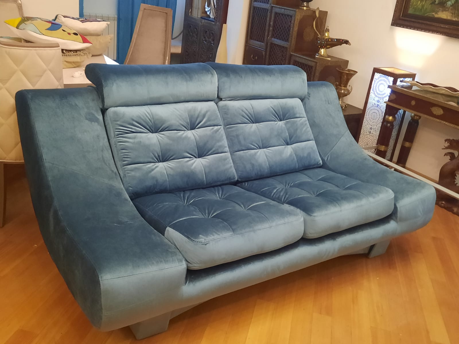 Обивка дивана на дому. Камбарка