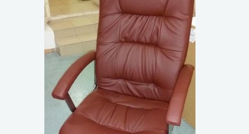 Обтяжка офисного кресла. Камбарка